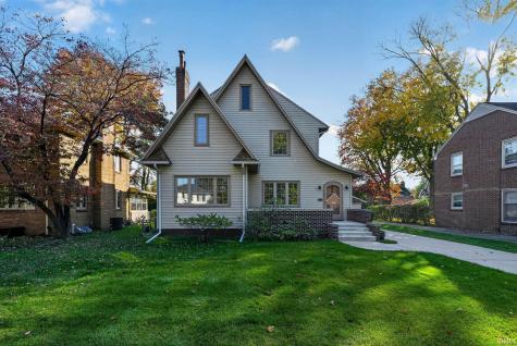 1722 Cedar Street South Bend IN 46617