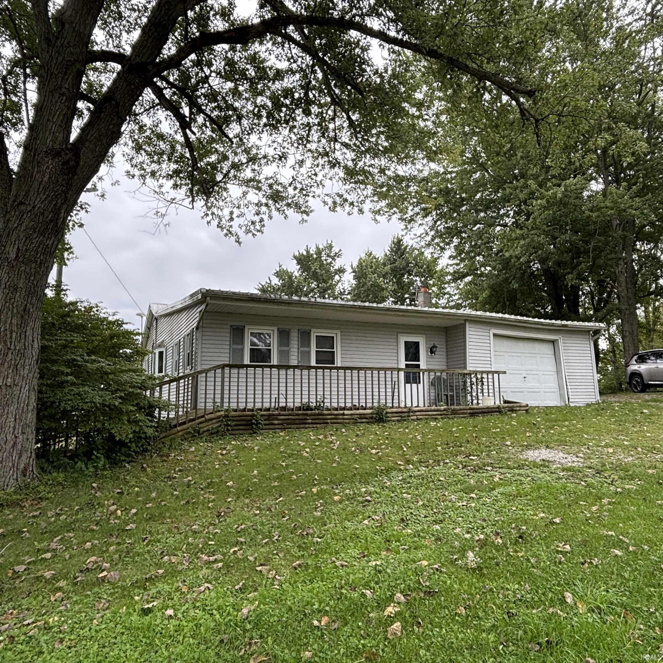 733 W Center Drive Albion IN 46701