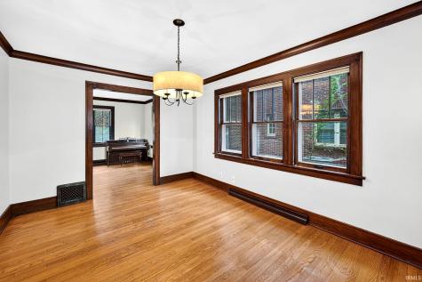 1214 Woodward Avenue South Bend IN 46616
