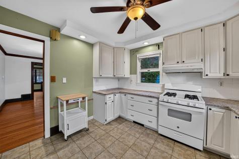 1214 Woodward Avenue South Bend IN 46616