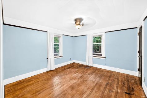 1214 Woodward Avenue South Bend IN 46616