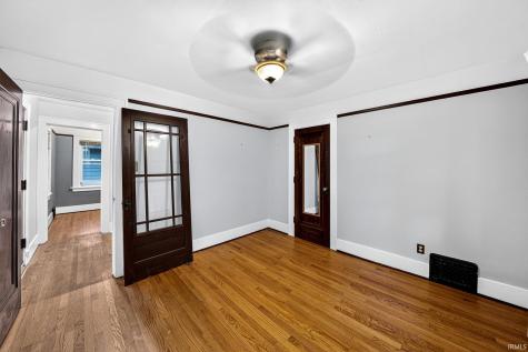 1214 Woodward Avenue South Bend IN 46616