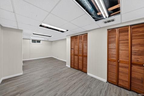 1214 Woodward Avenue South Bend IN 46616