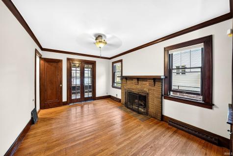 1214 Woodward Avenue South Bend IN 46616
