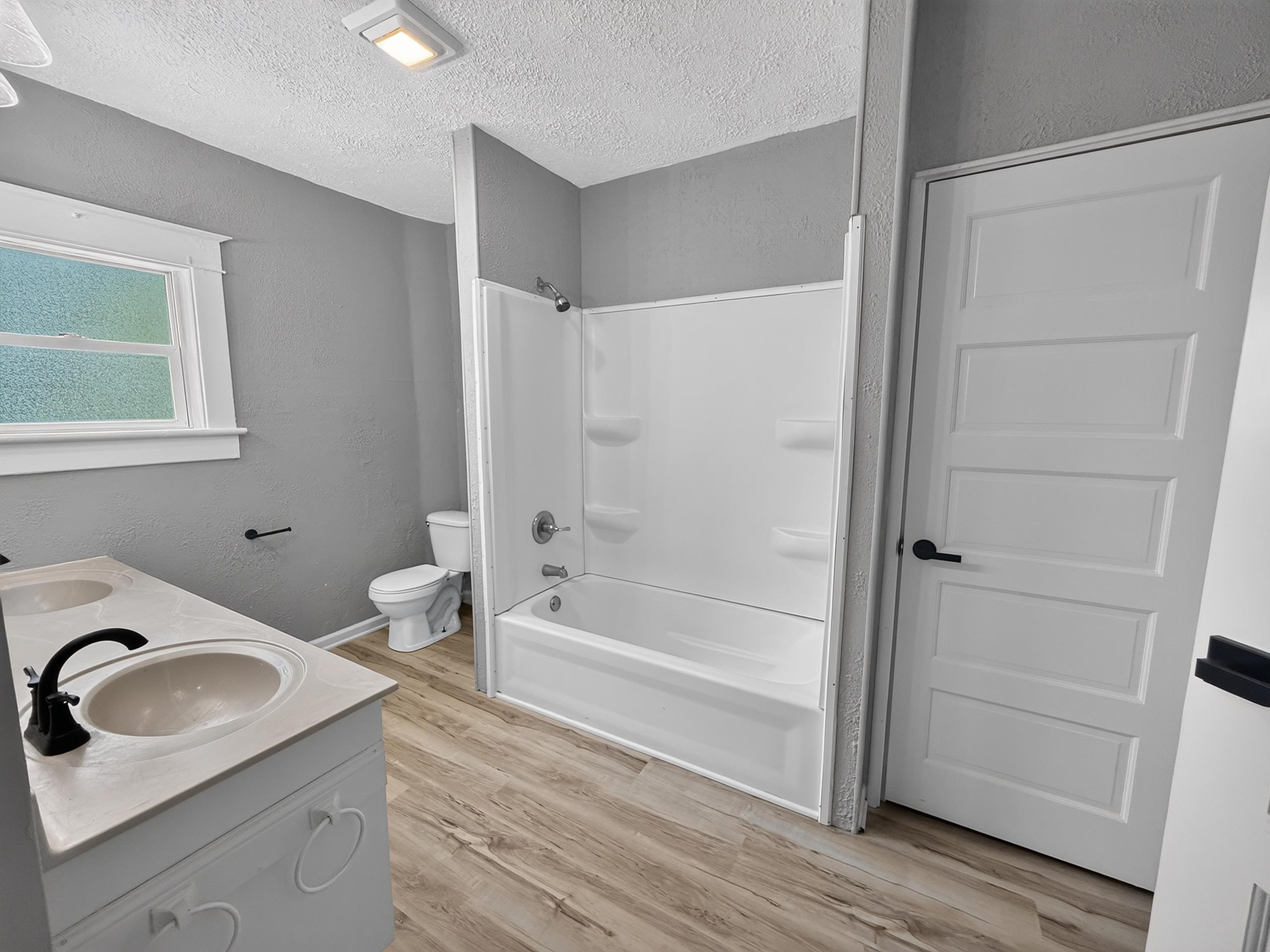 1915 Lane Avenue Elkhart IN 46516