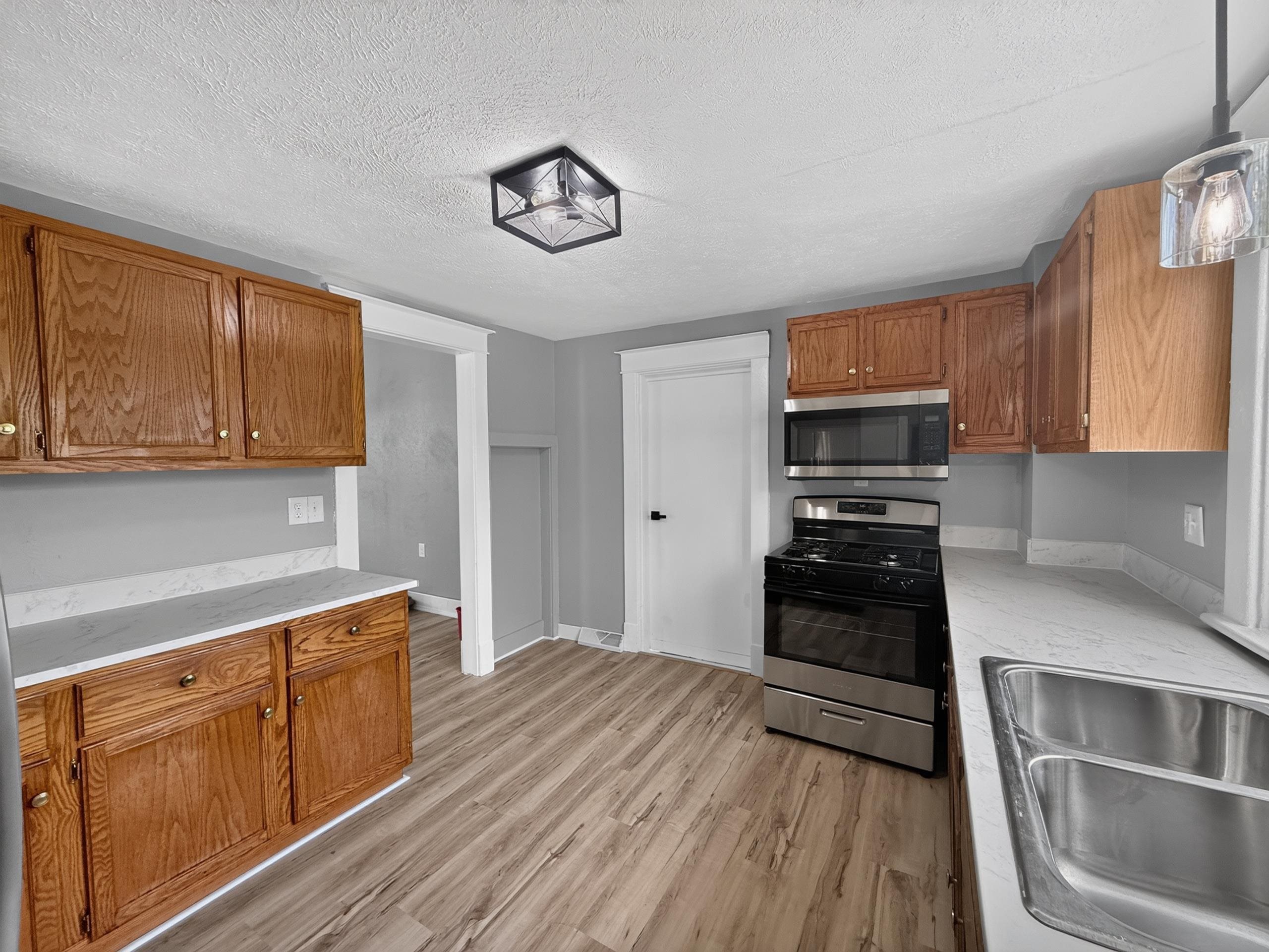 1915 Lane Avenue Elkhart IN 46516