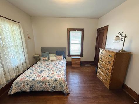 1305 State Street Washington IN 47501