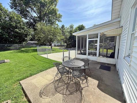 1305 State Street Washington IN 47501