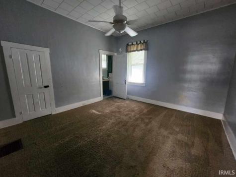 302 W 7th Street Bicknell IN 47512