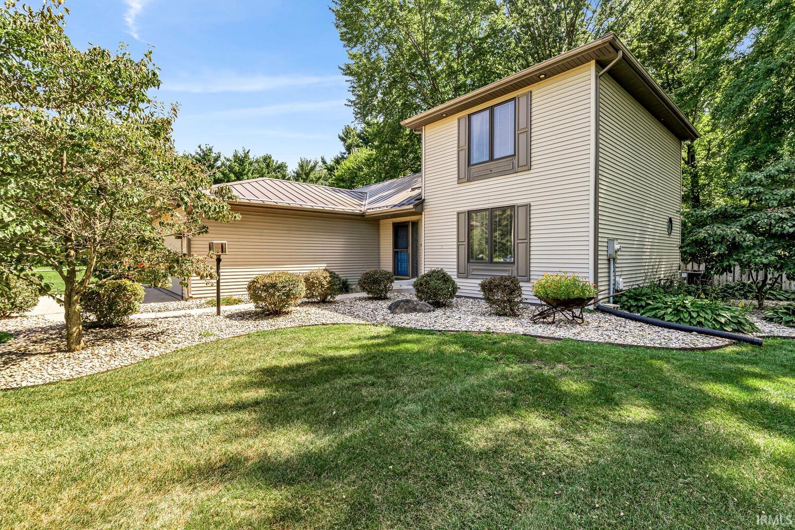 22616 Lake Shore Drive Elkhart IN 46514