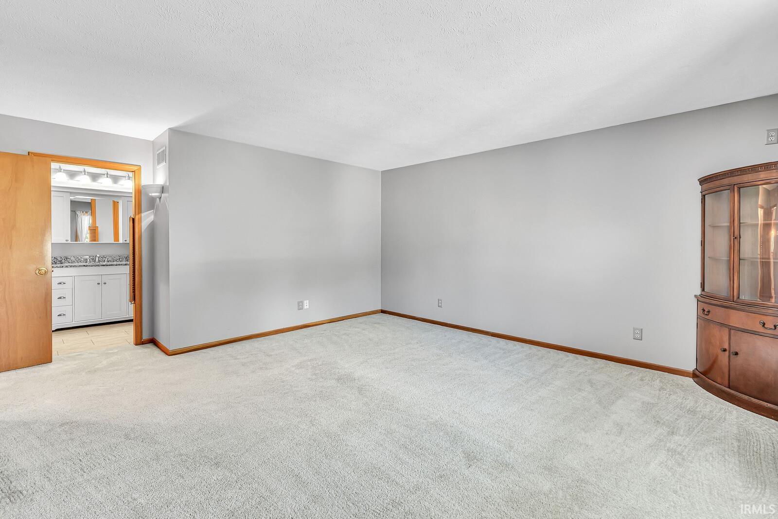 22616 Lake Shore Drive Elkhart IN 46514