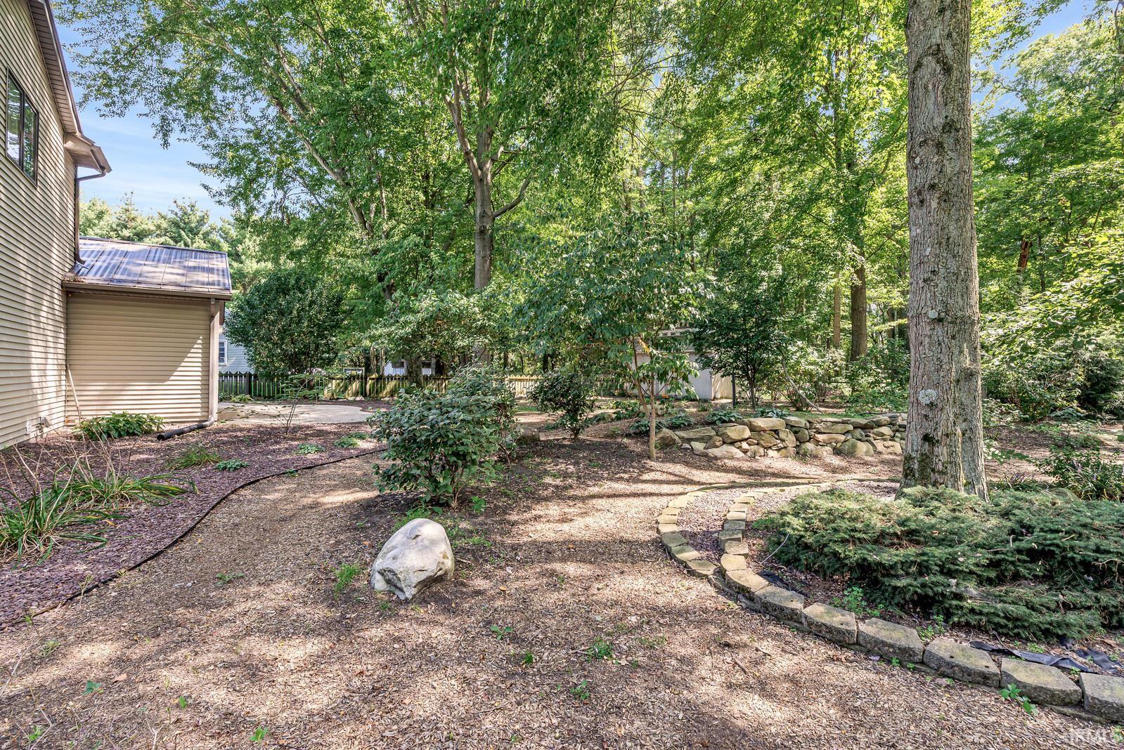 22616 Lake Shore Drive Elkhart IN 46514