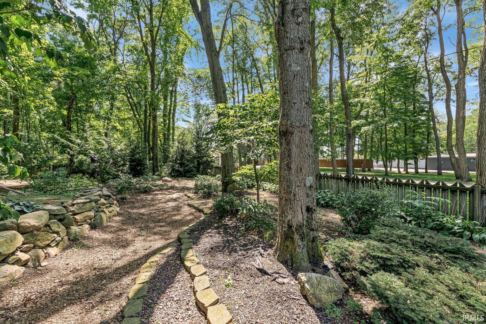22616 Lake Shore Drive Elkhart IN 46514