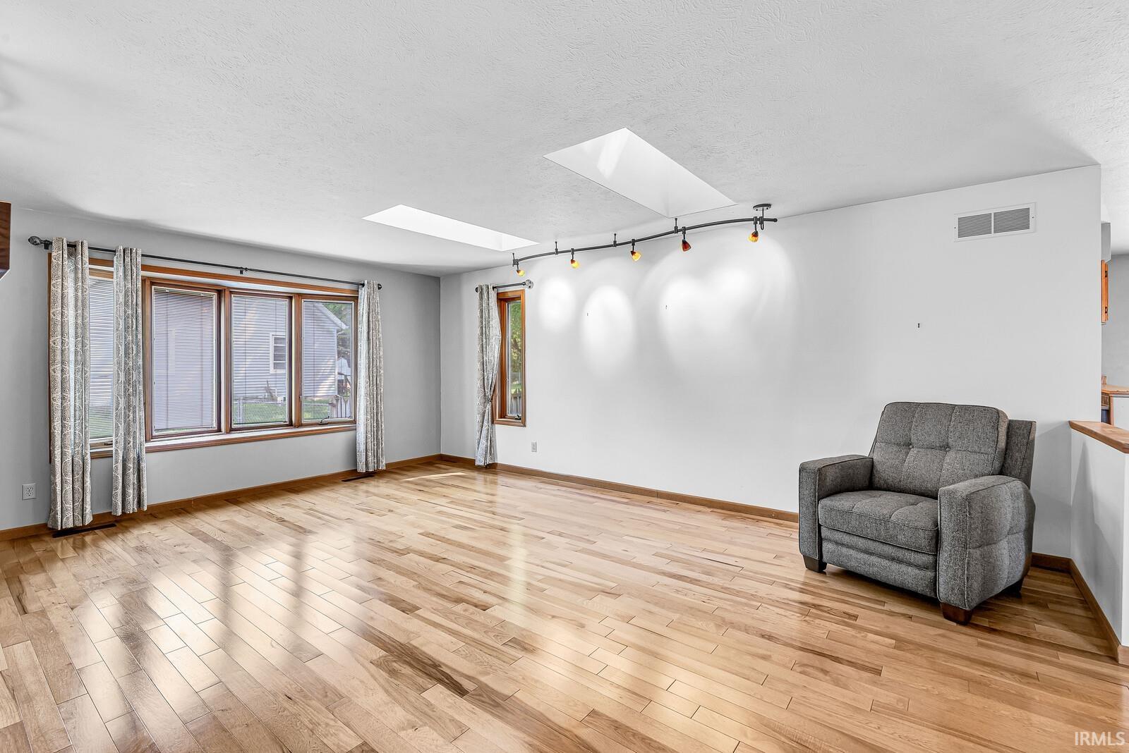 22616 Lake Shore Drive Elkhart IN 46514