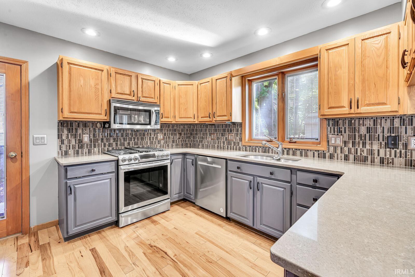 22616 Lake Shore Drive Elkhart IN 46514