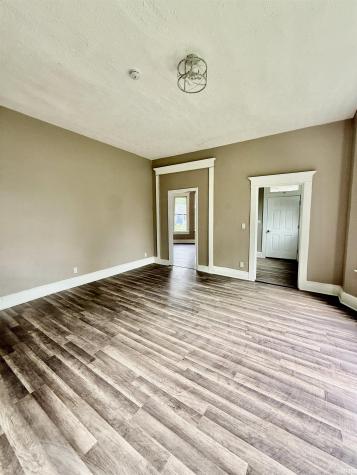 712 E Blackford Avenue Evansville IN 47713