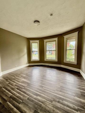 712 E Blackford Avenue Evansville IN 47713