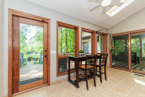 7509 W River Road Yorktown IN 47396
