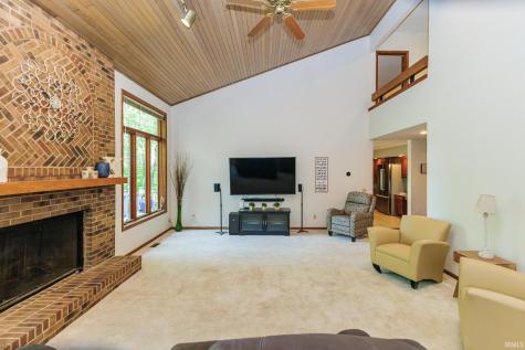 7509 W River Road Yorktown IN 47396
