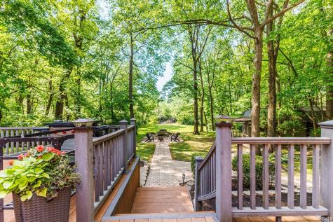 7509 W River Road Yorktown IN 47396