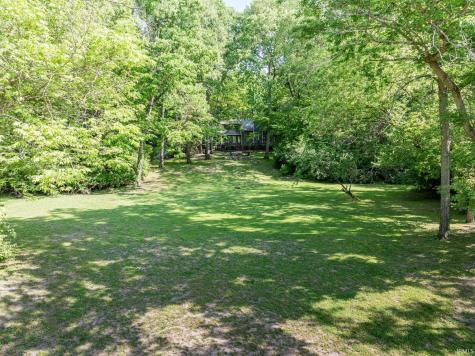 7509 W River Road Yorktown IN 47396