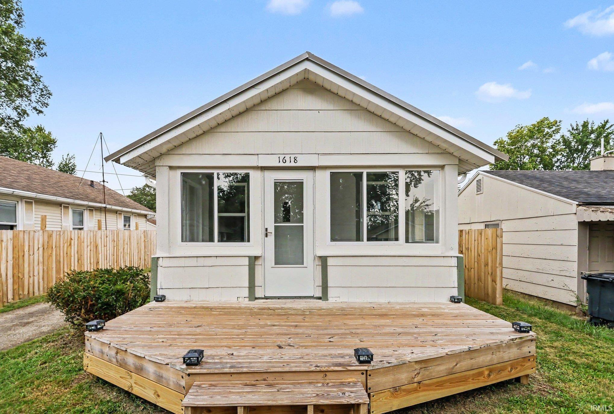 South Bend IN, 1618 E Fox Street