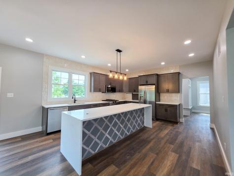 4056 Rosemont Place Mishawaka IN 46544