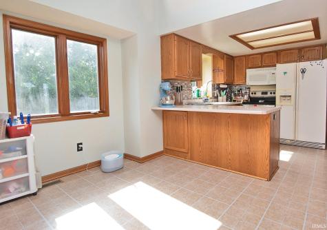 5420 Holly Oak Road Fort Wayne IN 46845