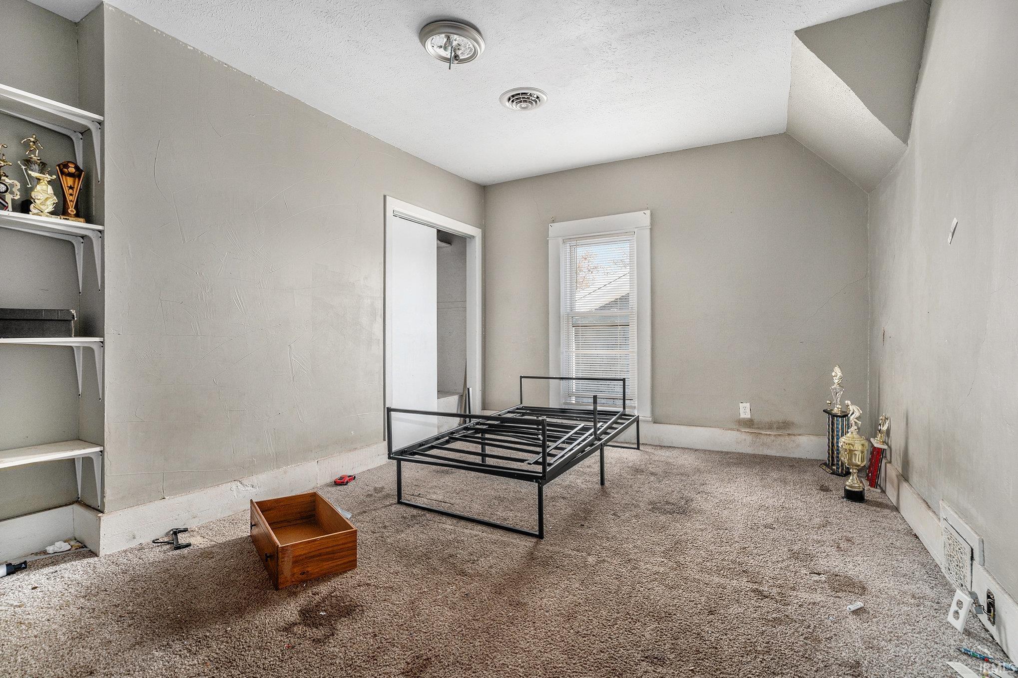 916 E Beardsley Avenue Elkhart IN 46514
