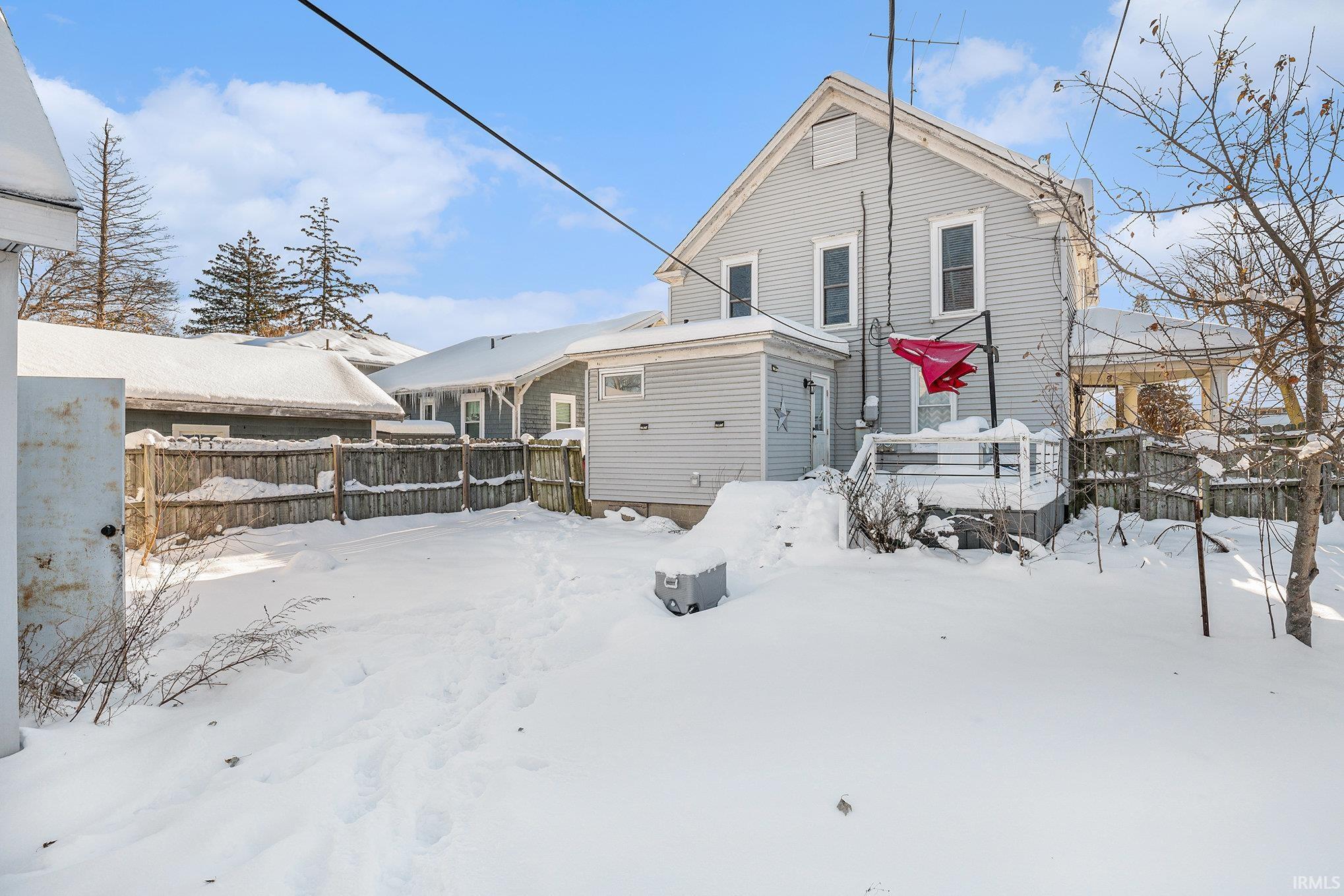916 E Beardsley Avenue Elkhart IN 46514