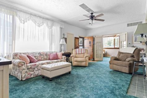 1422 W Carter Street Kokomo IN 46901