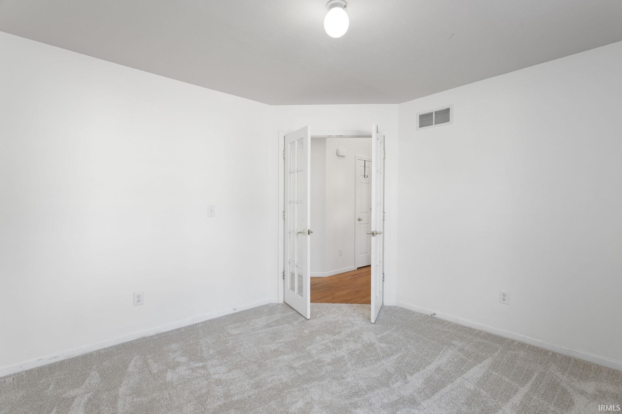 53051 Woodmar Drive Granger IN 46530