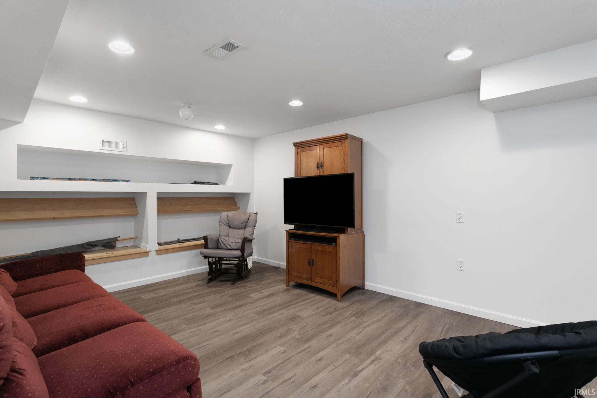 53051 Woodmar Drive Granger IN 46530