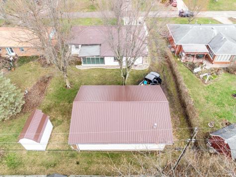 5909 E Robert Street Muncie IN 47303
