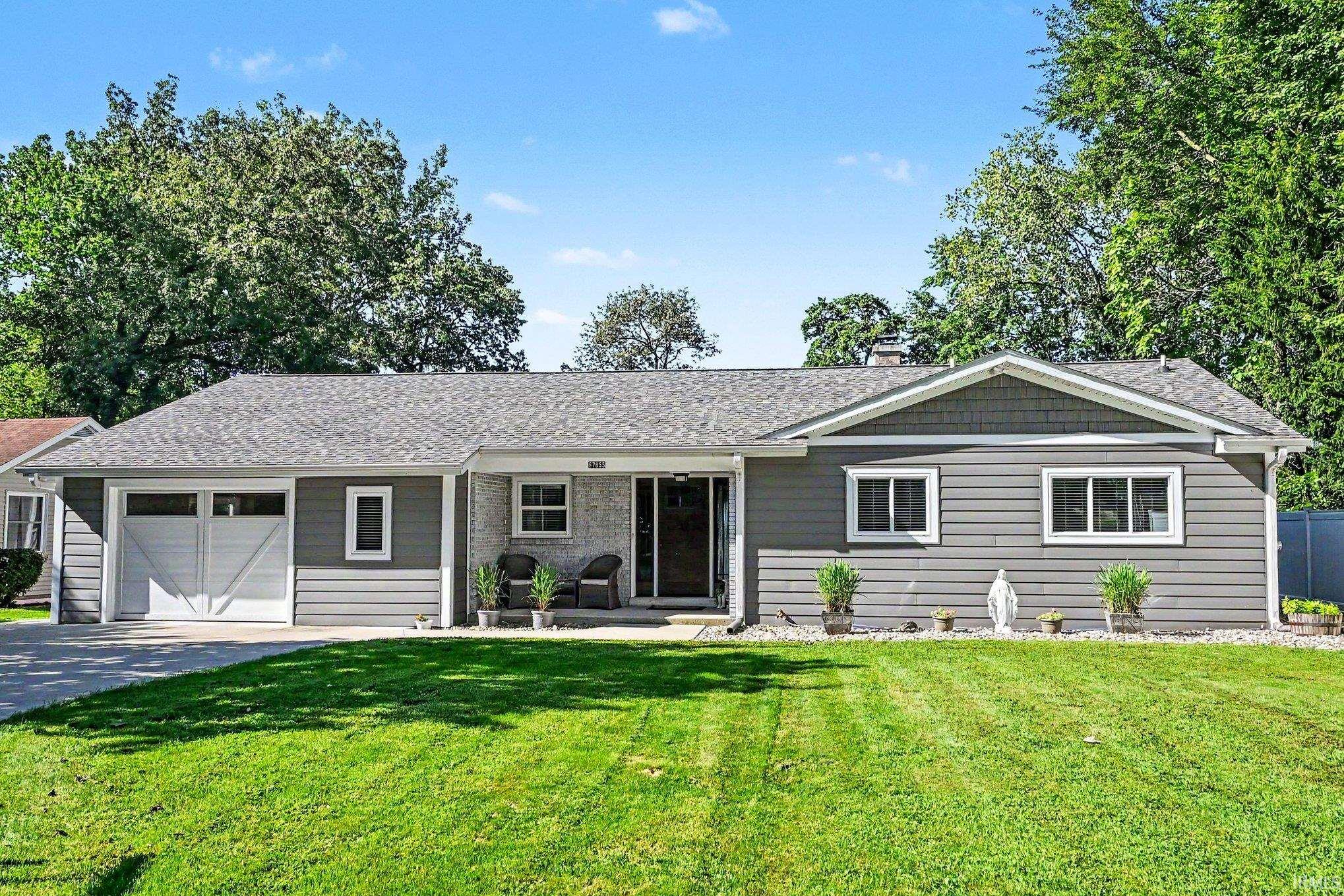 67855 Lake Trail Lakeville IN 46536