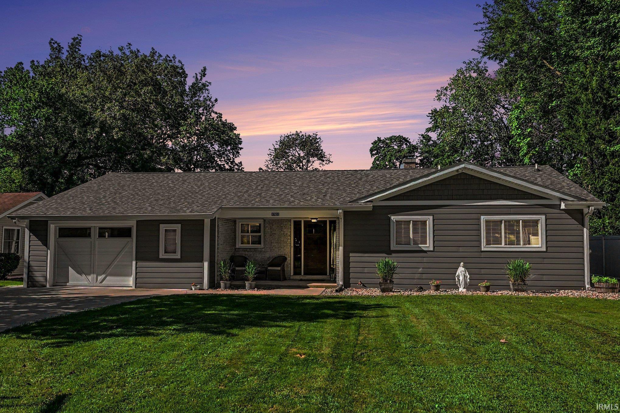 67855 Lake Trail Lakeville IN 46536