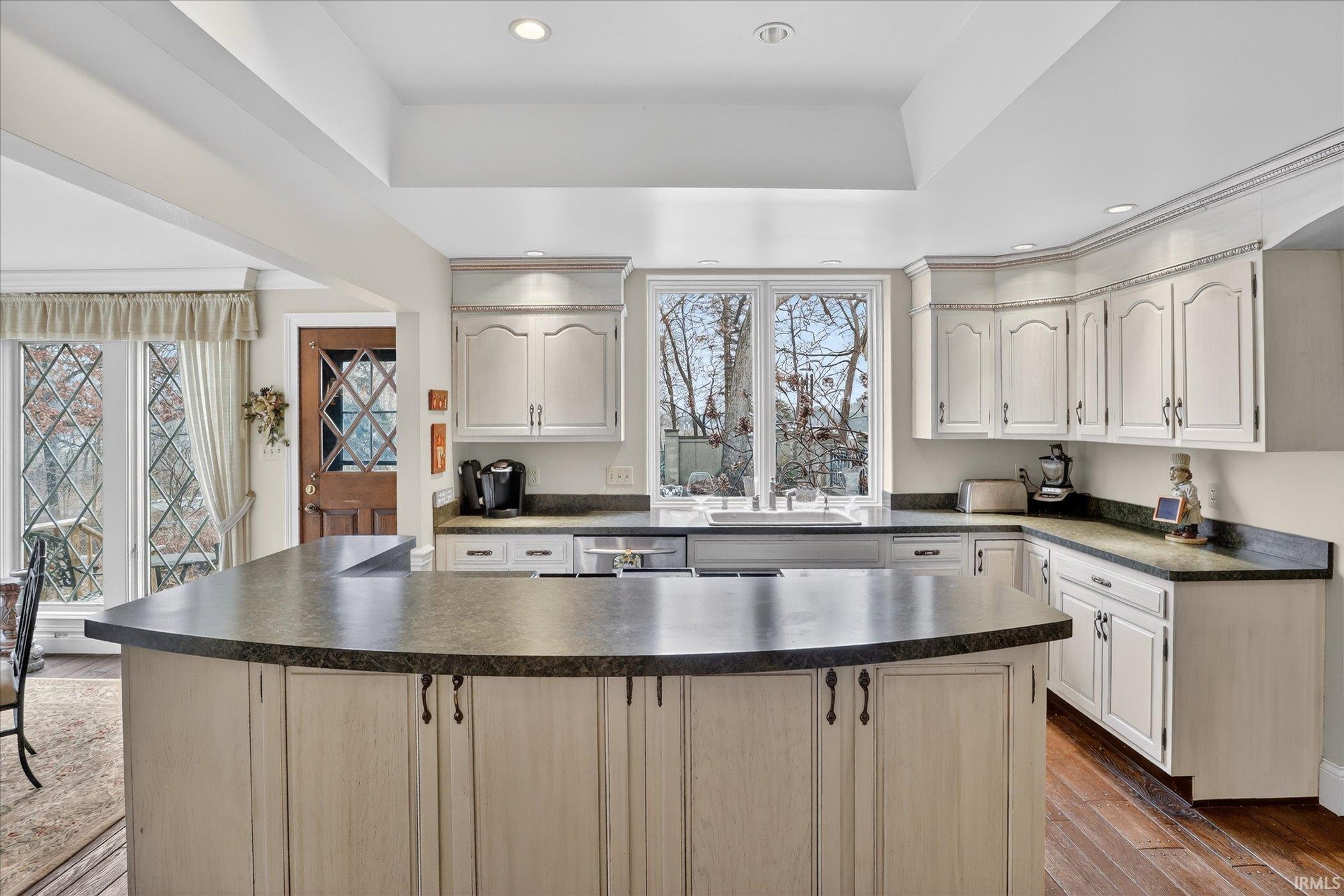50555 Country Knolls Drive Granger IN 46530