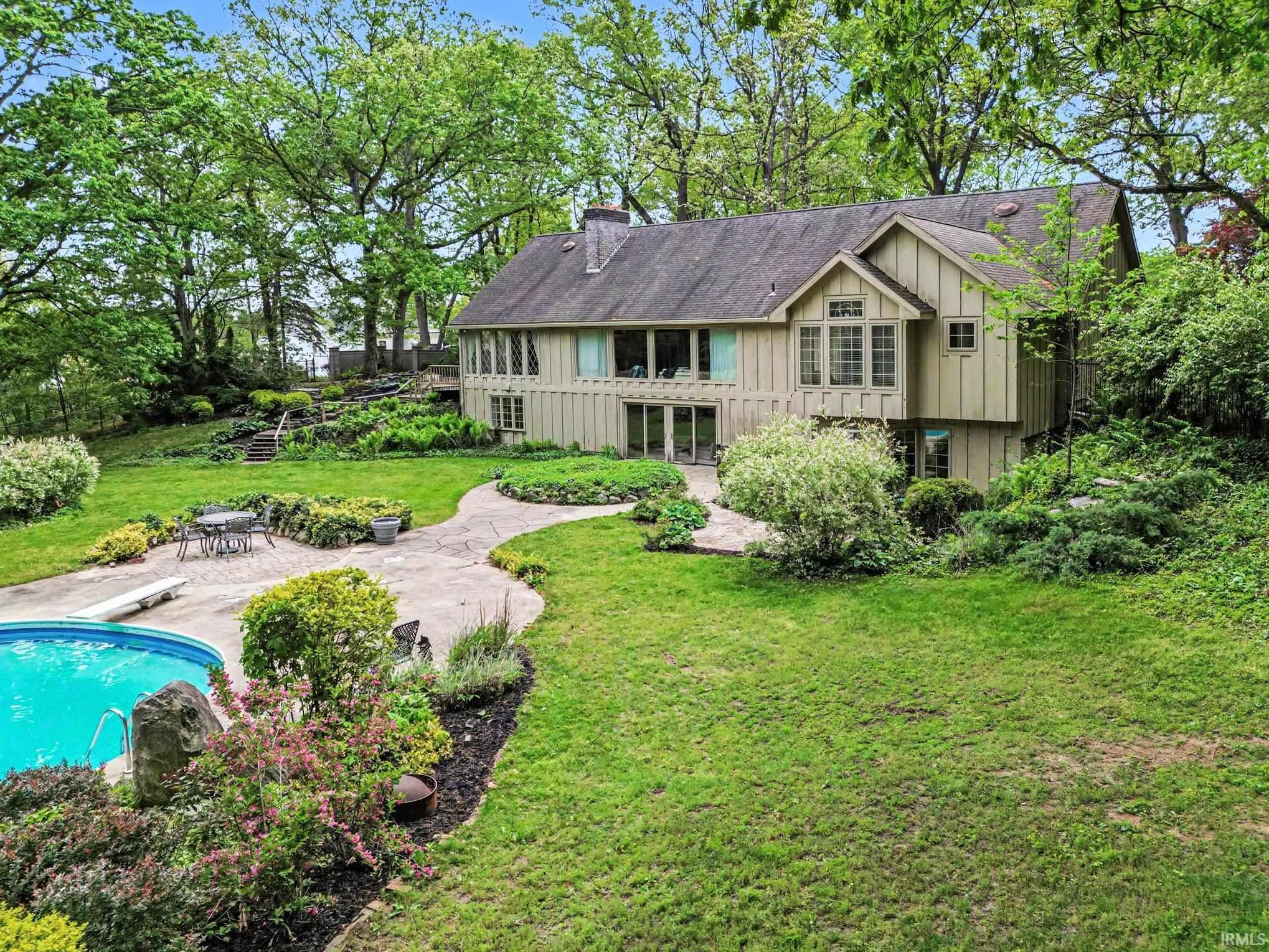 50555 Country Knolls Drive Granger IN 46530