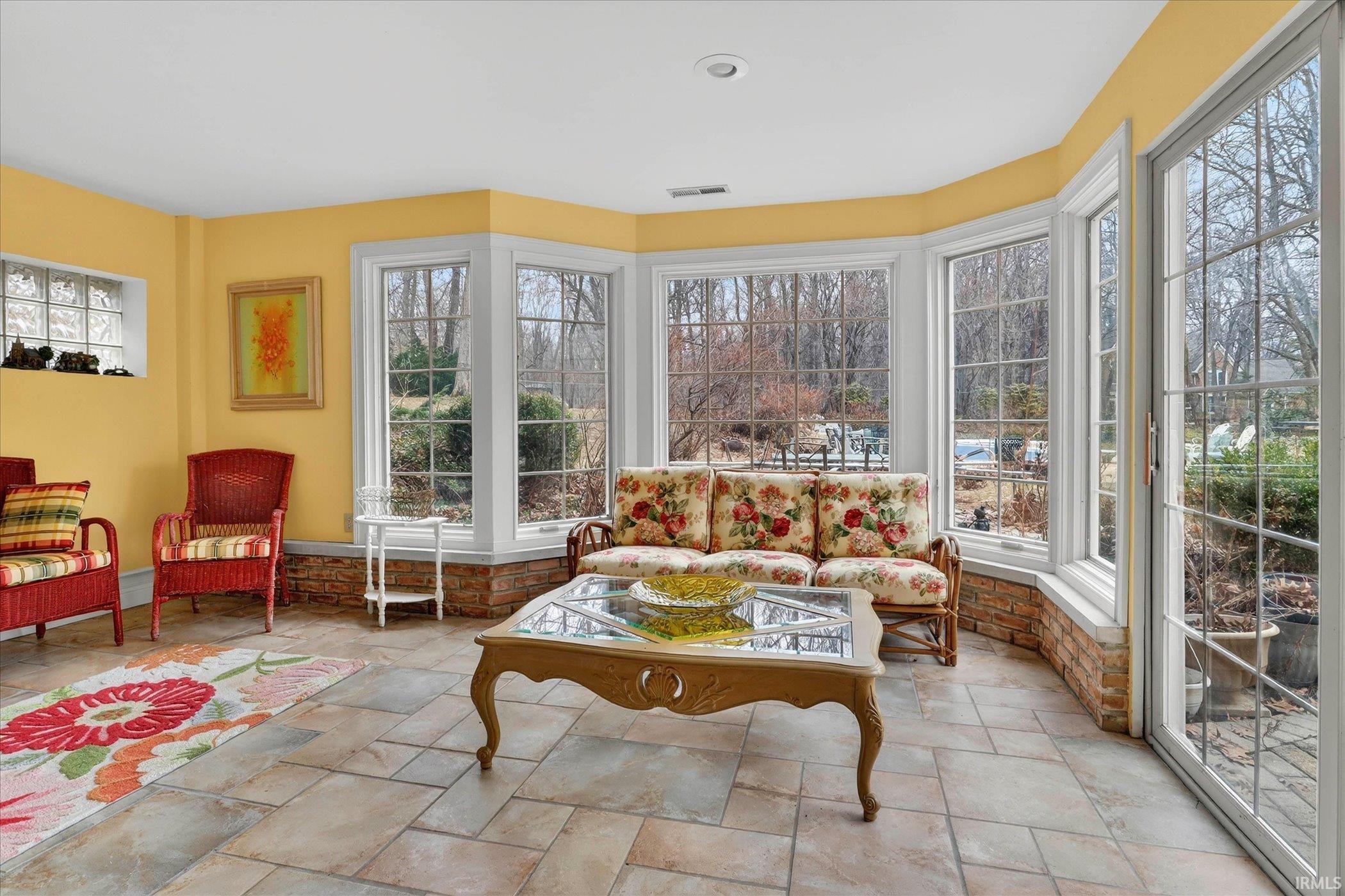 50555 Country Knolls Drive Granger IN 46530