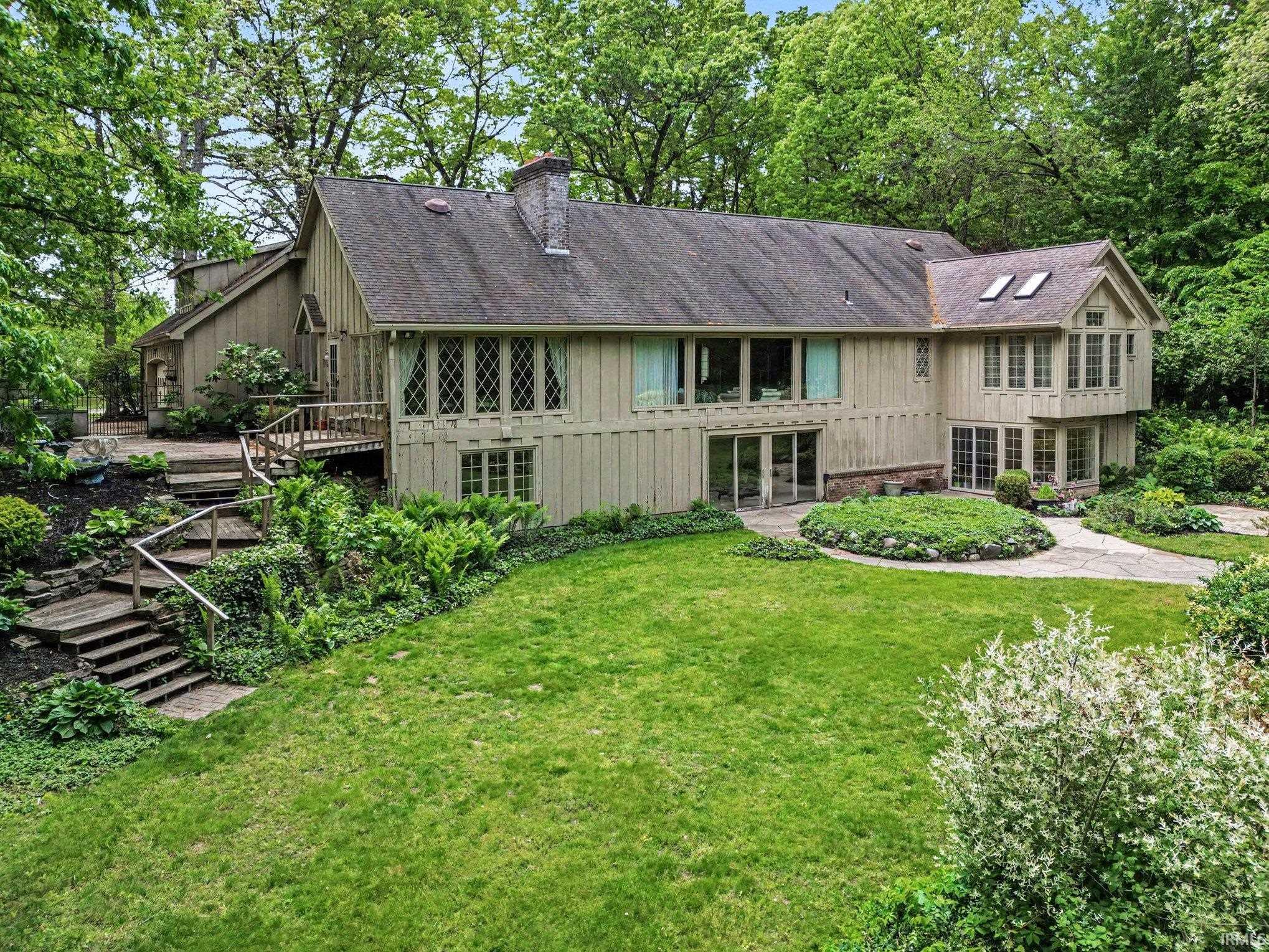 50555 Country Knolls Drive Granger IN 46530