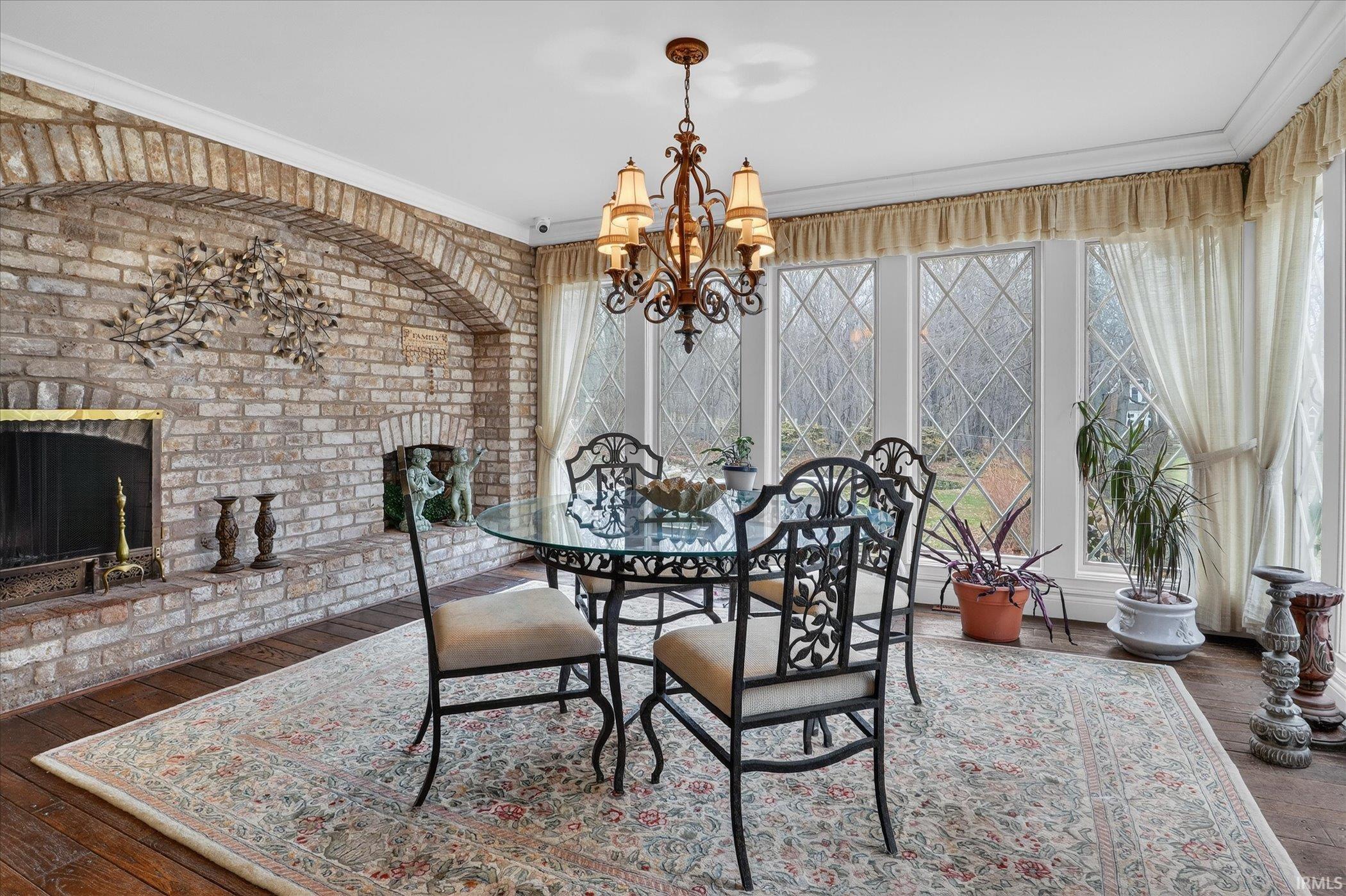 50555 Country Knolls Drive Granger IN 46530