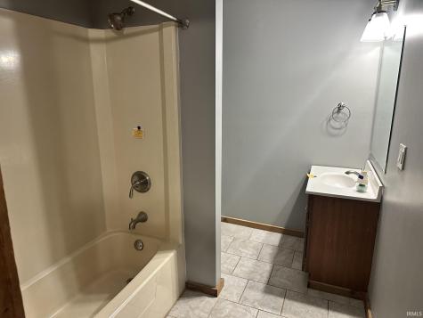 1747 E Tall Oaks Lane Greencastle IN 46135