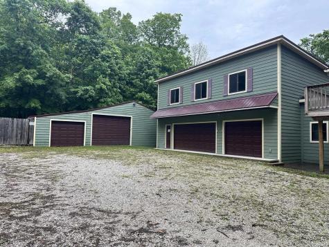 1747 E Tall Oaks Lane Greencastle IN 46135