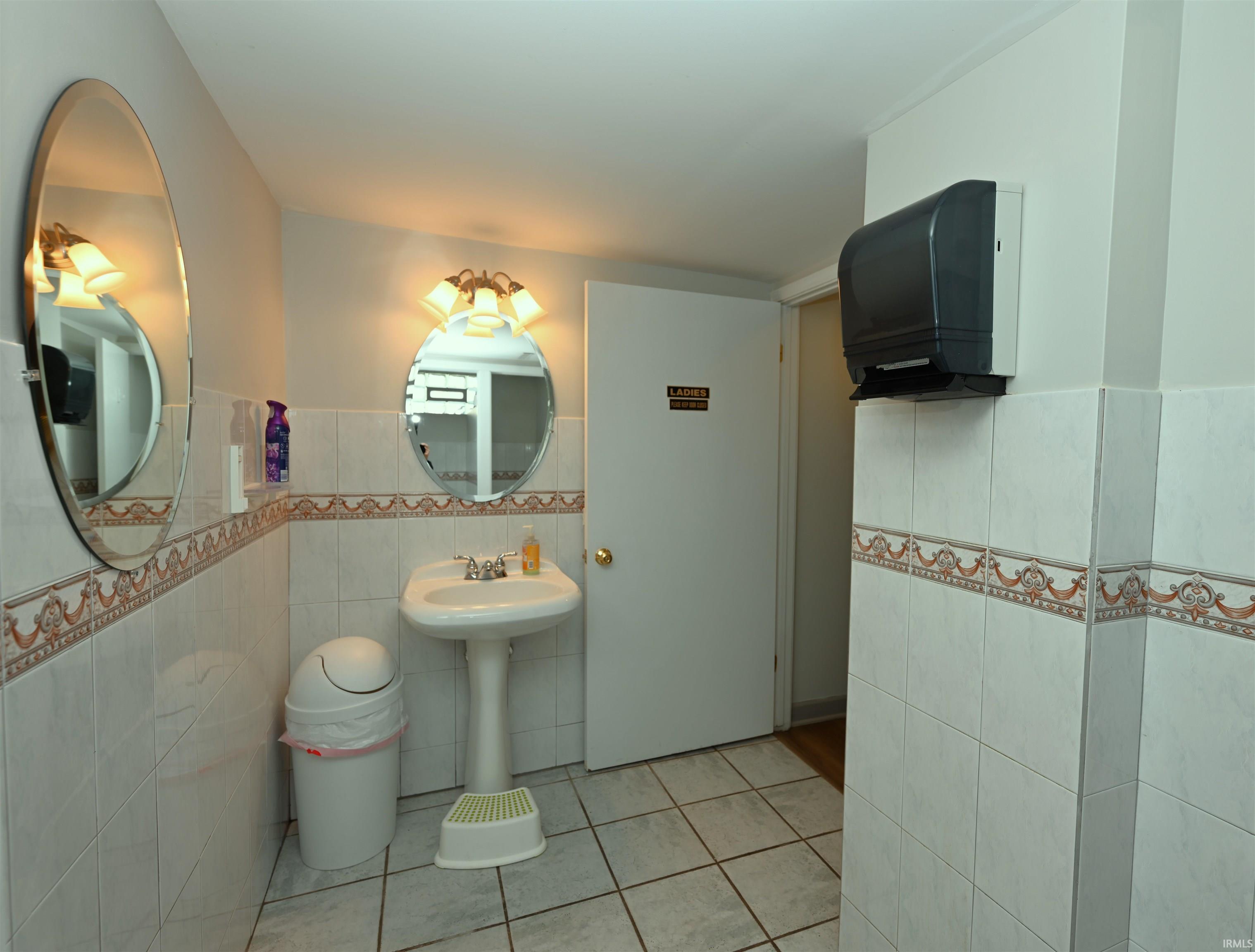 207 N Prettyman Street Knox IN 46534