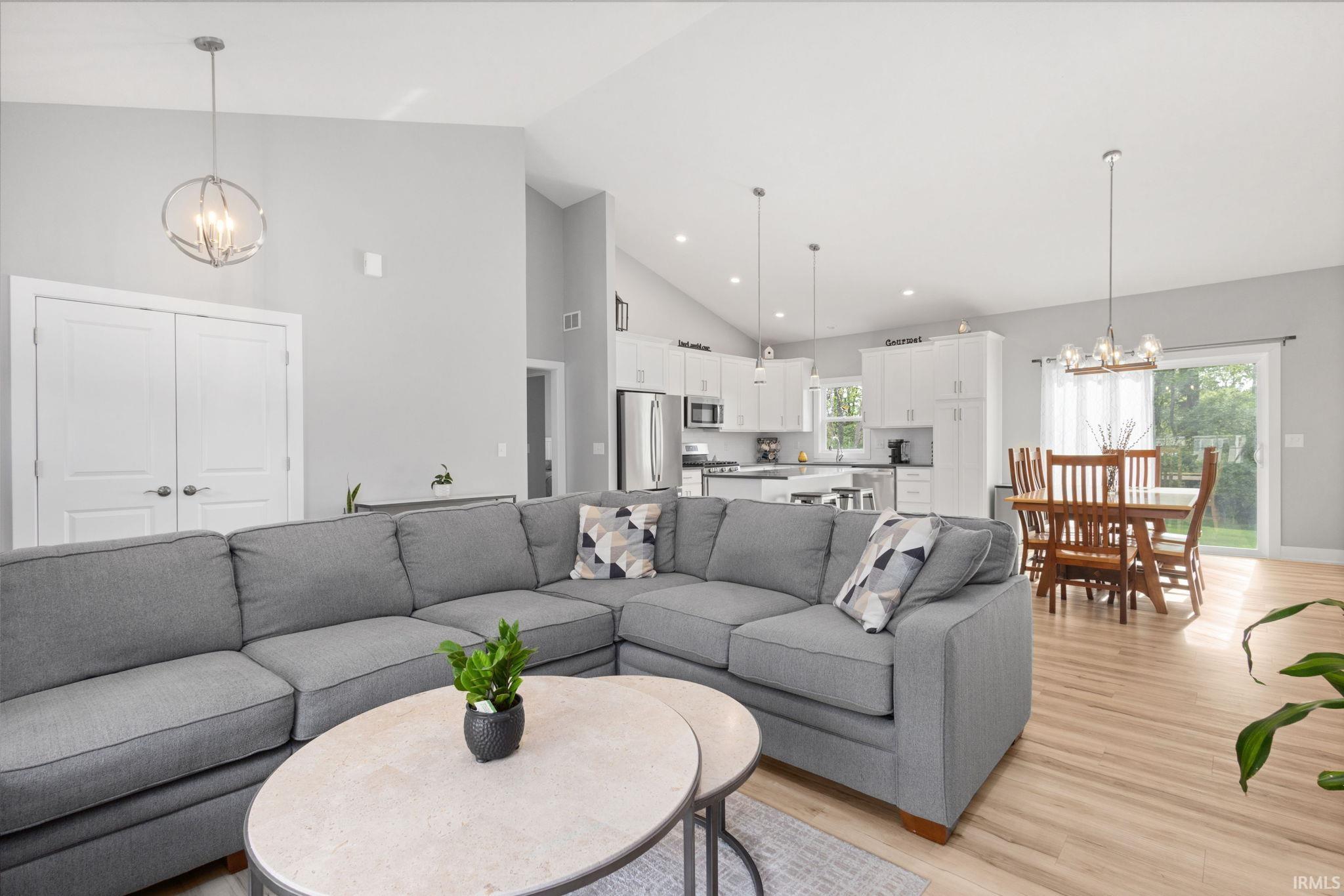 4376 Garden Oak Drive South Bend IN 46628