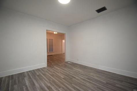 301 N Lake Street Syracuse IN 46567