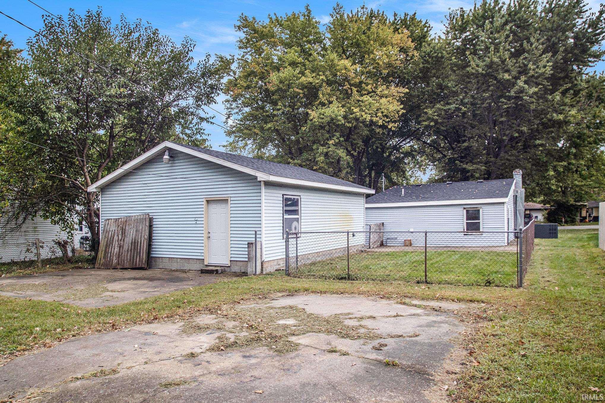 56205 Hoosier Avenue Mishawaka IN 46545