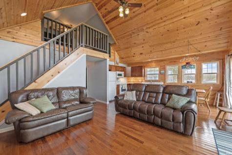 6105 N 300 E Monon IN 47959