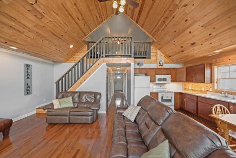 6105 N 300 E Monon IN 47959