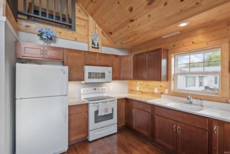 6105 N 300 E Monon IN 47959